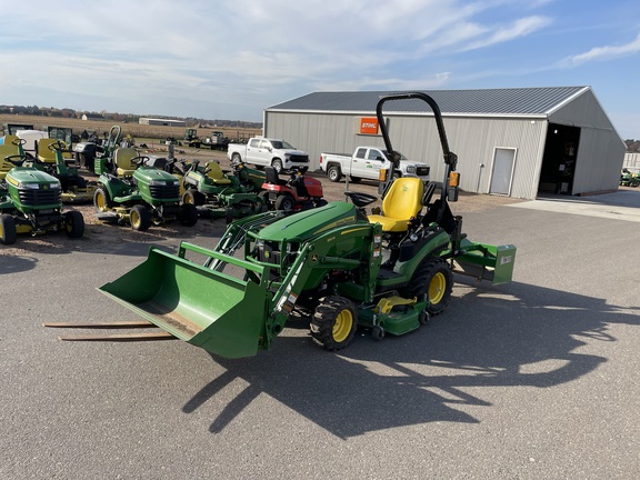 2022 John Deere 1025R Tractor Compact