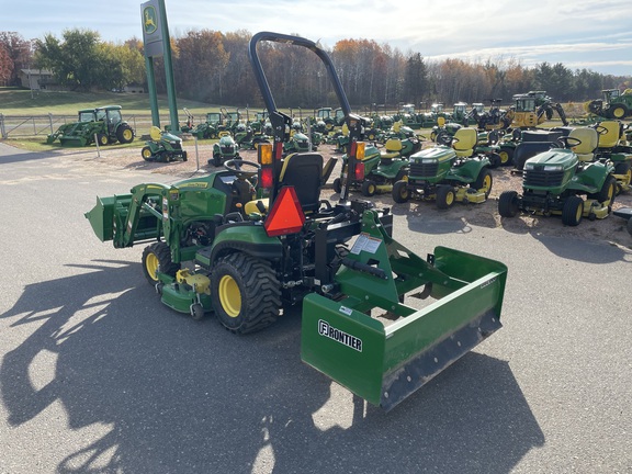 2022 John Deere 1025R Tractor Compact