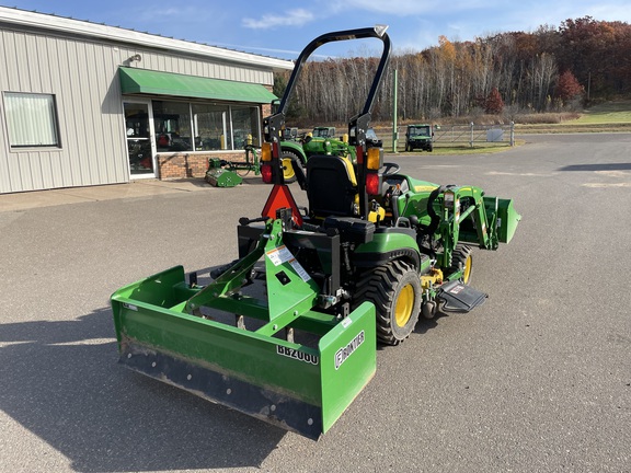 2022 John Deere 1025R Tractor Compact