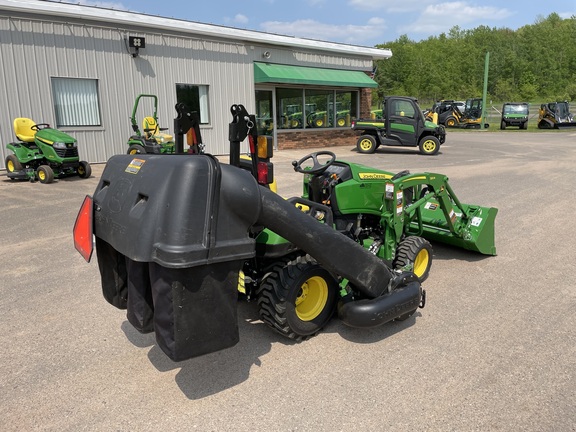 2022 John Deere 1023E Tractor Compact