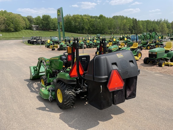 2022 John Deere 1023E Tractor Compact