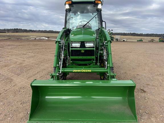 2024 John Deere 3033R Tractor Compact