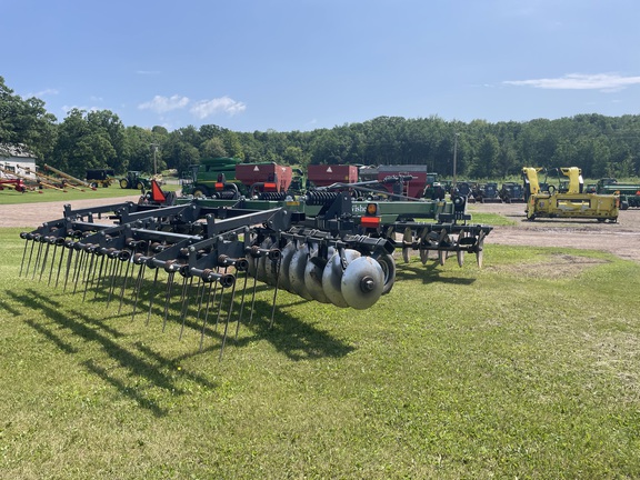 2020 Wishek 862NT Disk