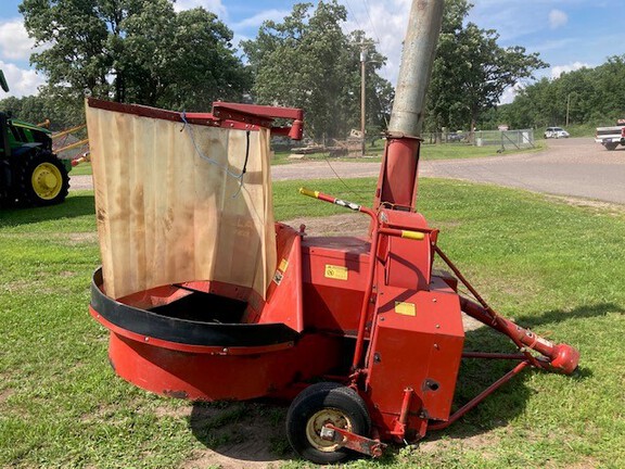 New Holland 40 Forage Blower