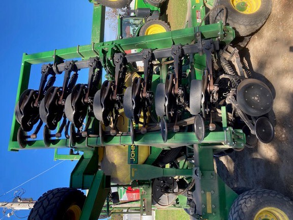 2012 John Deere 1990 Air Seeder