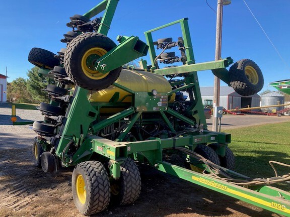 2012 John Deere 1990 Air Seeder