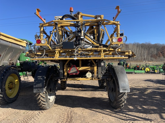 2019 RoGator RG1100C Sprayer/High Clearance