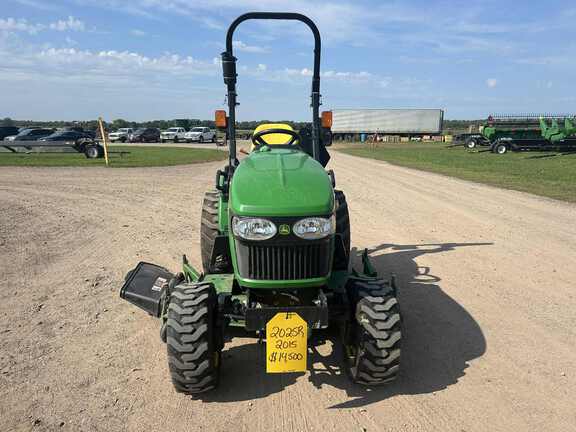 2015 John Deere 2025R Tractor Compact