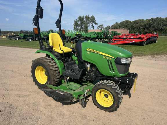 2015 John Deere 2025R Tractor Compact