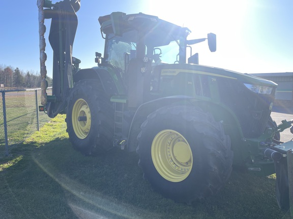 2024 John Deere 7R 310 Tractor