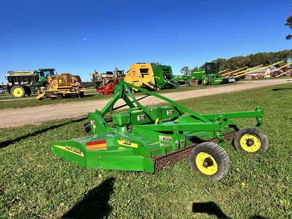 2013 John Deere MX8 Mower/Rotary Cutter