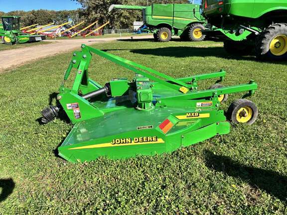 2013 John Deere MX8 Mower/Rotary Cutter