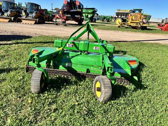2013 John Deere MX8 Mower/Rotary Cutter