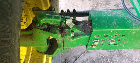 2016 John Deere S670 Combine