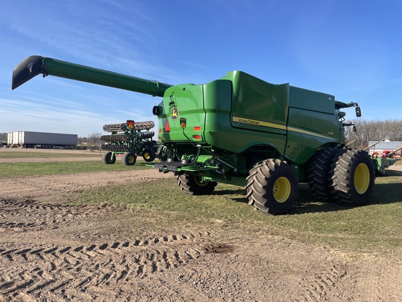 2021 John Deere S780 Combine