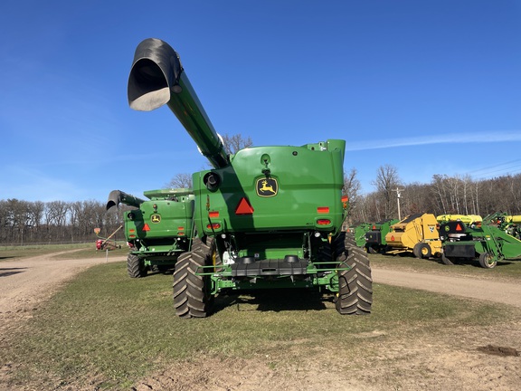 2021 John Deere S780 Combine