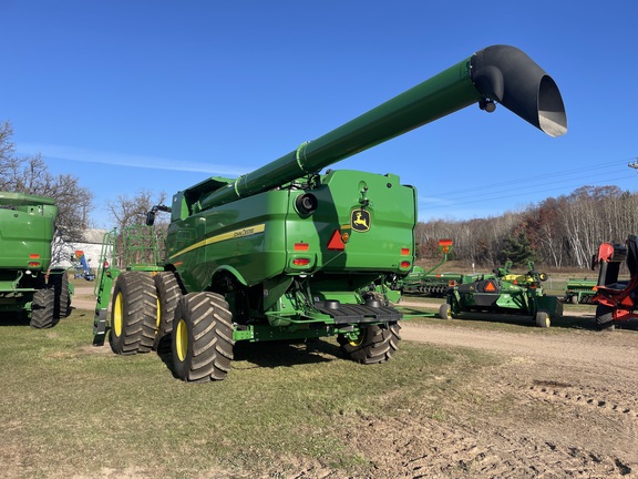 2021 John Deere S780 Combine