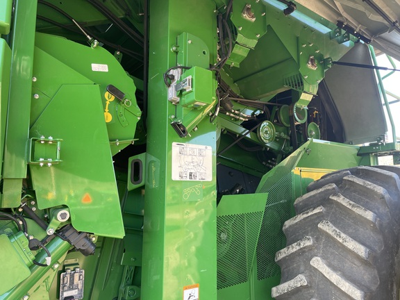 2021 John Deere S780 Combine