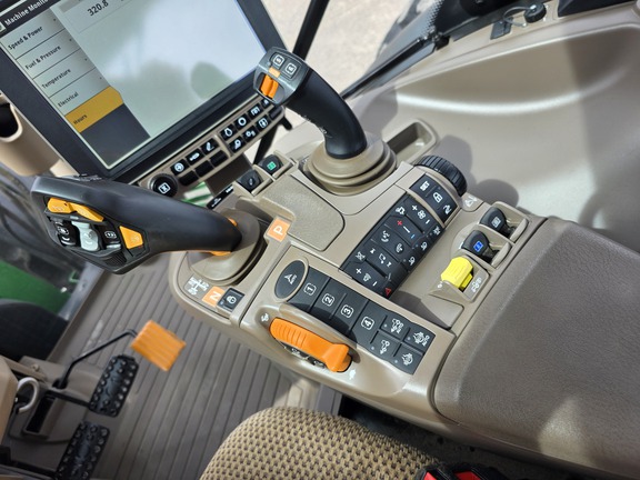 2022 John Deere 6R 155 Tractor
