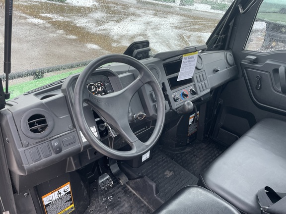 2023 John Deere 835M ATV