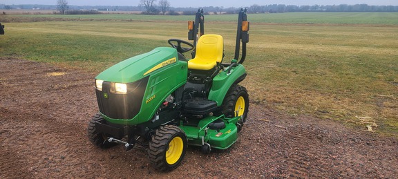 2019 John Deere 1023E Tractor Compact