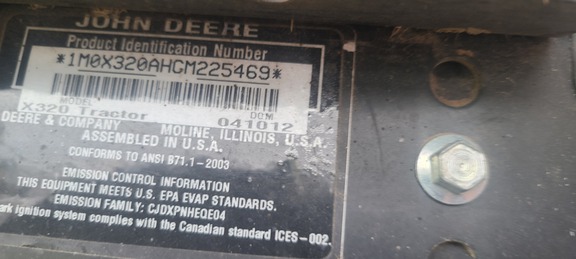 2012 John Deere X320 Garden Tractor