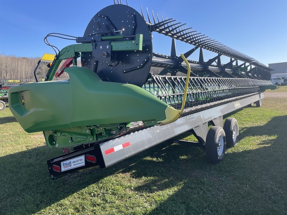 2024 John Deere RD40F Header Combine