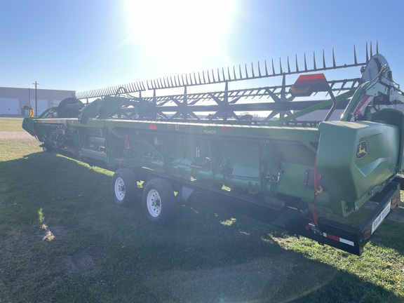 2024 John Deere RD40F Header Combine