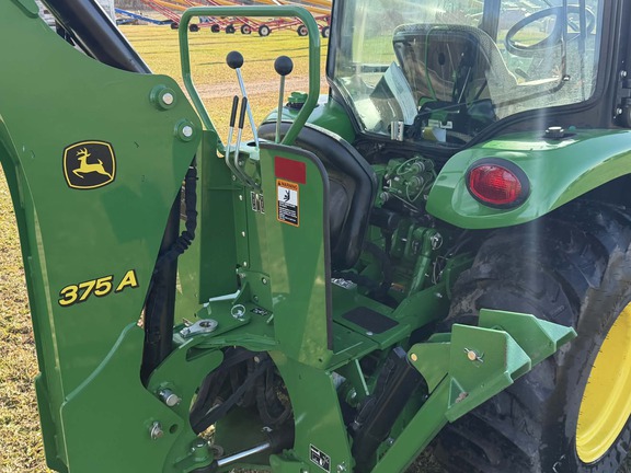 2024 John Deere 3039R Tractor Compact