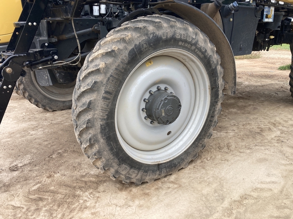 2019 RoGator RG1100C Sprayer/High Clearance