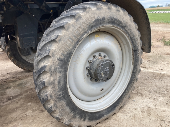 2019 RoGator RG1100C Sprayer/High Clearance