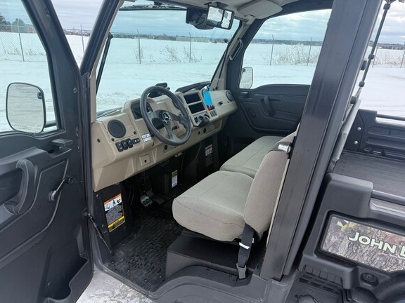 2024 John Deere XUV 835R ATV