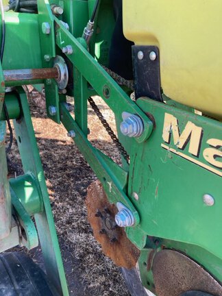 2002 John Deere 1770NT Planter