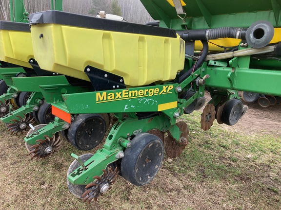 2002 John Deere 1770NT Planter