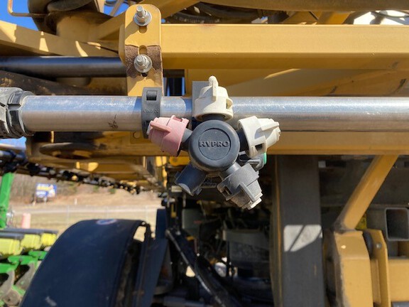 2013 RoGator RG1100 Sprayer/High Clearance