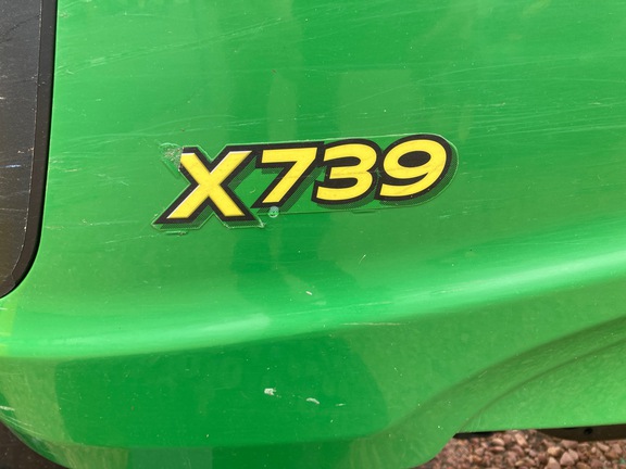 2014 John Deere X739 Garden Tractor