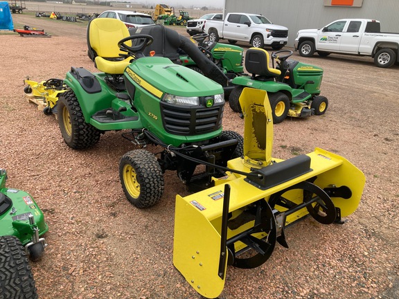 2014 John Deere X739 Garden Tractor