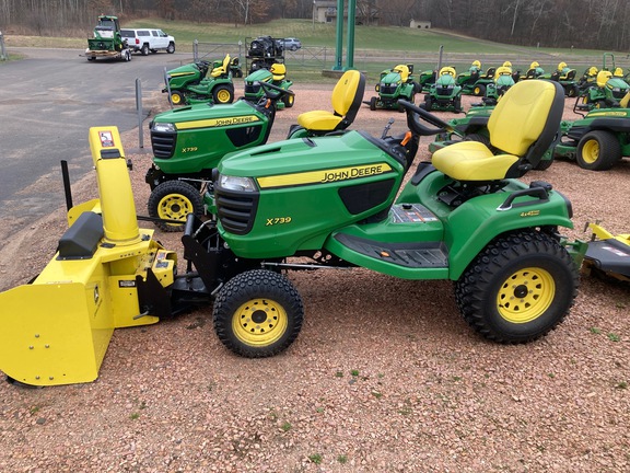 2014 John Deere X739 Garden Tractor