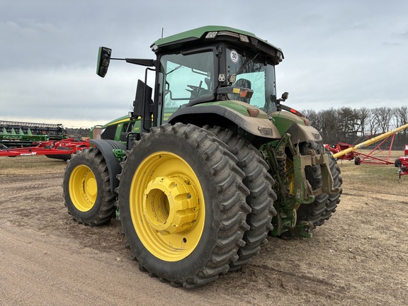 2021 John Deere 7R 230 Tractor