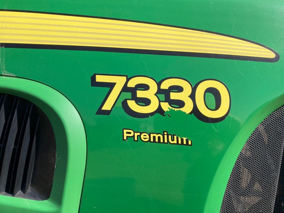 2010 John Deere 7330 Tractor