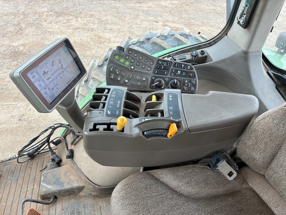 2010 John Deere 8270R Tractor