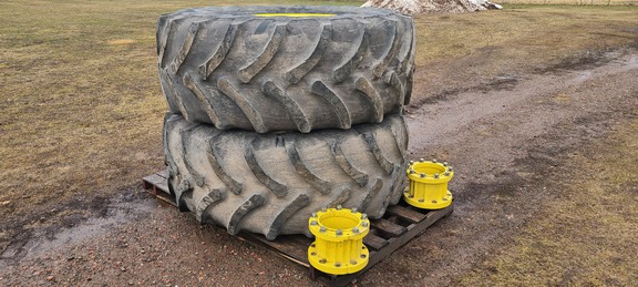 2017 John Deere 7270R Tractor