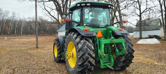 2017 John Deere 7270R Tractor