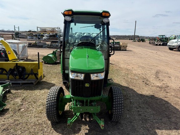 2022 John Deere 3039R Tractor Compact