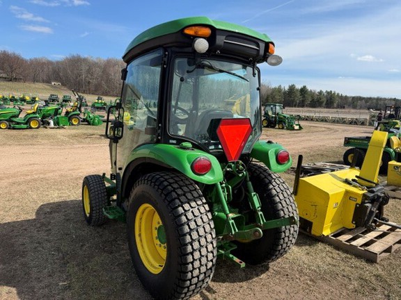 2022 John Deere 3039R Tractor Compact