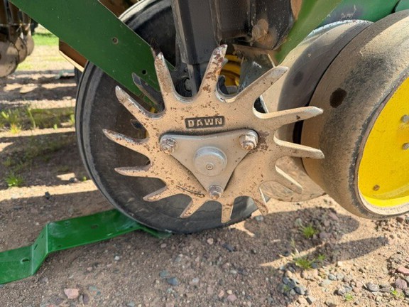 John Deere 7200 Planter