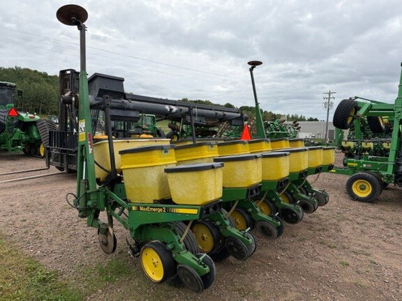 John Deere 7200 Planter