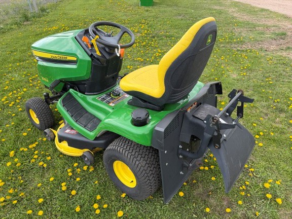 2017 John Deere X350R Garden Tractor