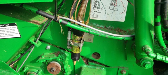 2007 John Deere 468 Baler/Round