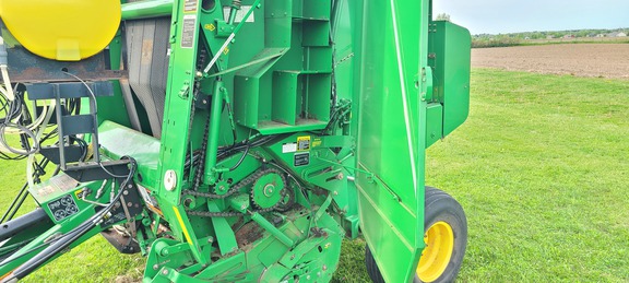 2007 John Deere 468 Baler/Round